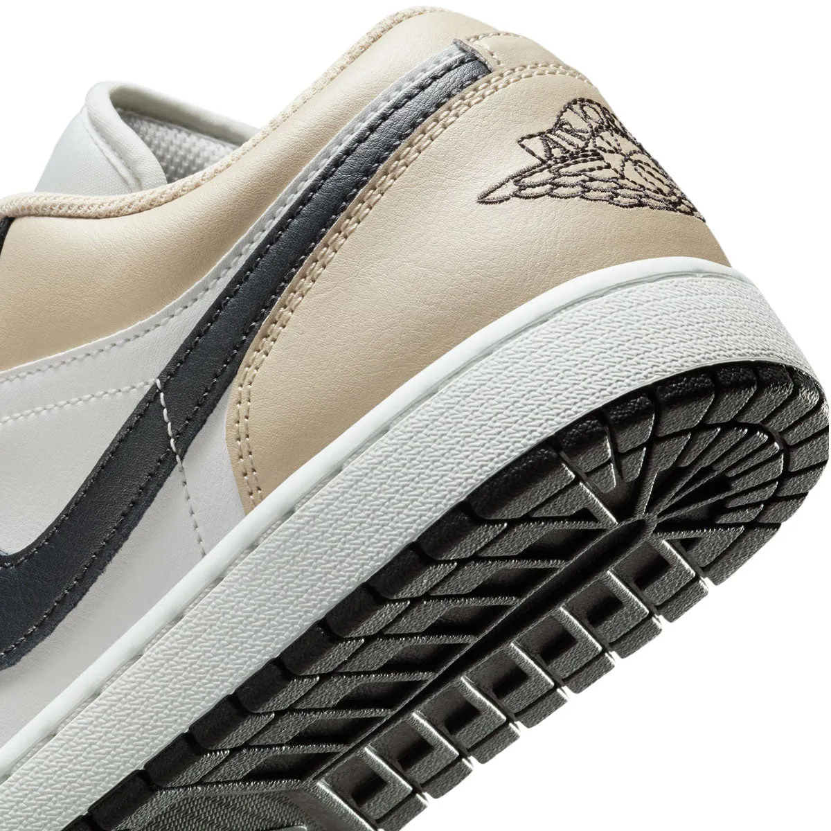 Air Jordan 1 Low 'Summit White Off Noir Rattan'