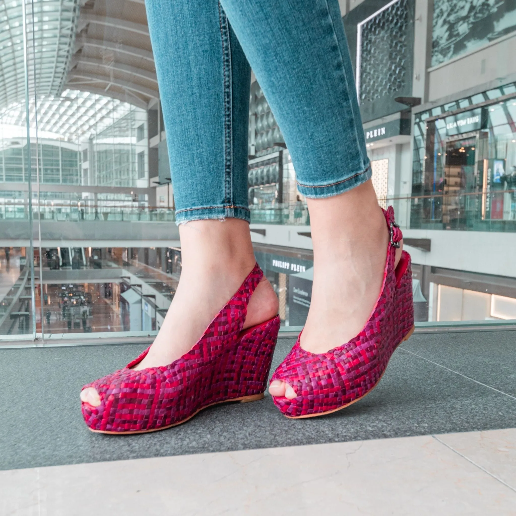Handwoven leather high peep toe wedges with slingback - 23509