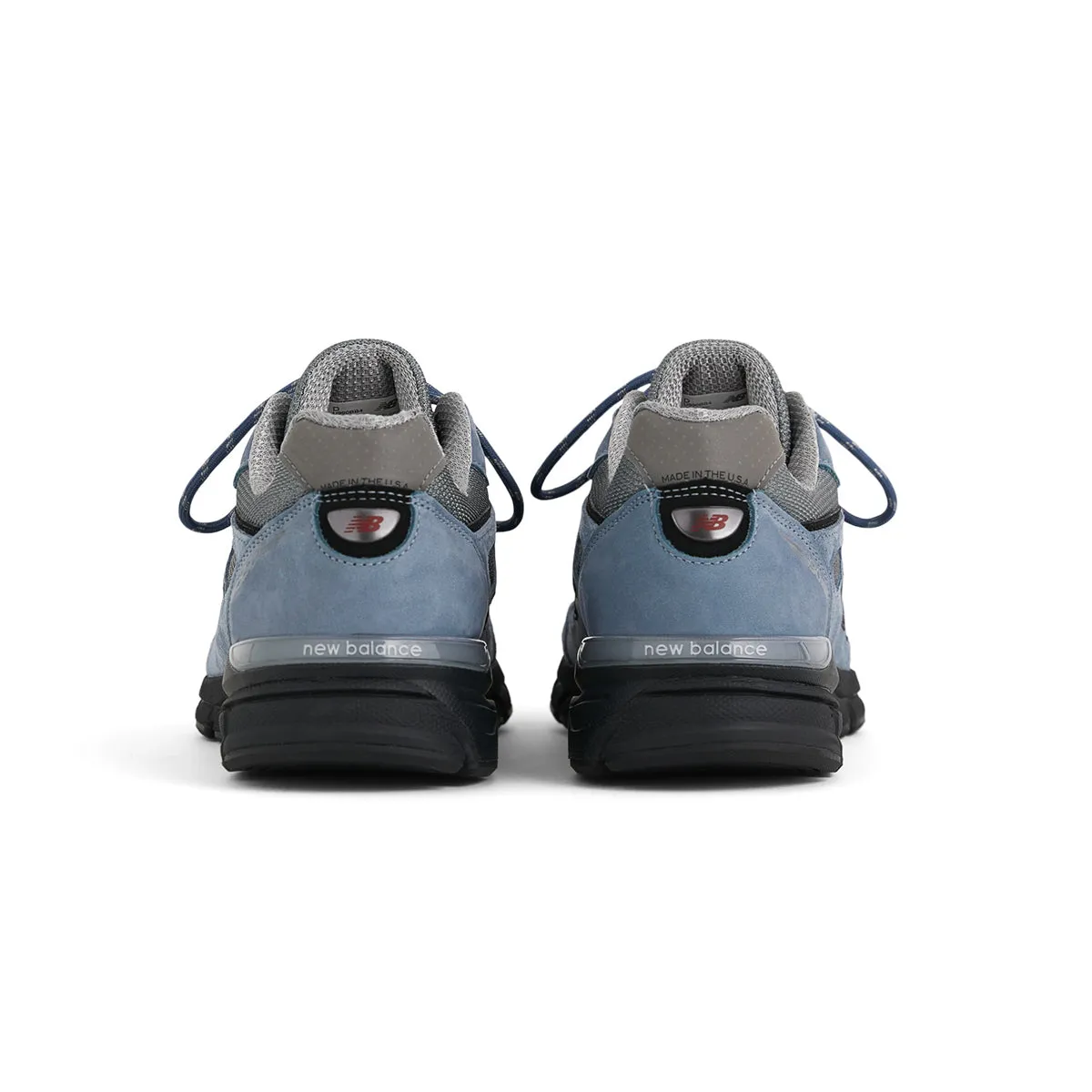 in USA 990v4 'Artic grey'