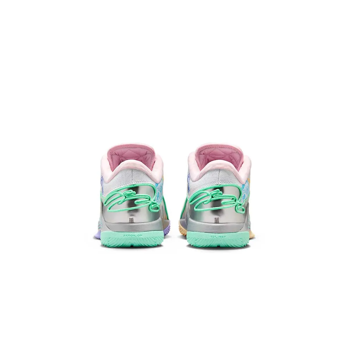 LeBron XXII 'Currency' EP 'White Green Glow'