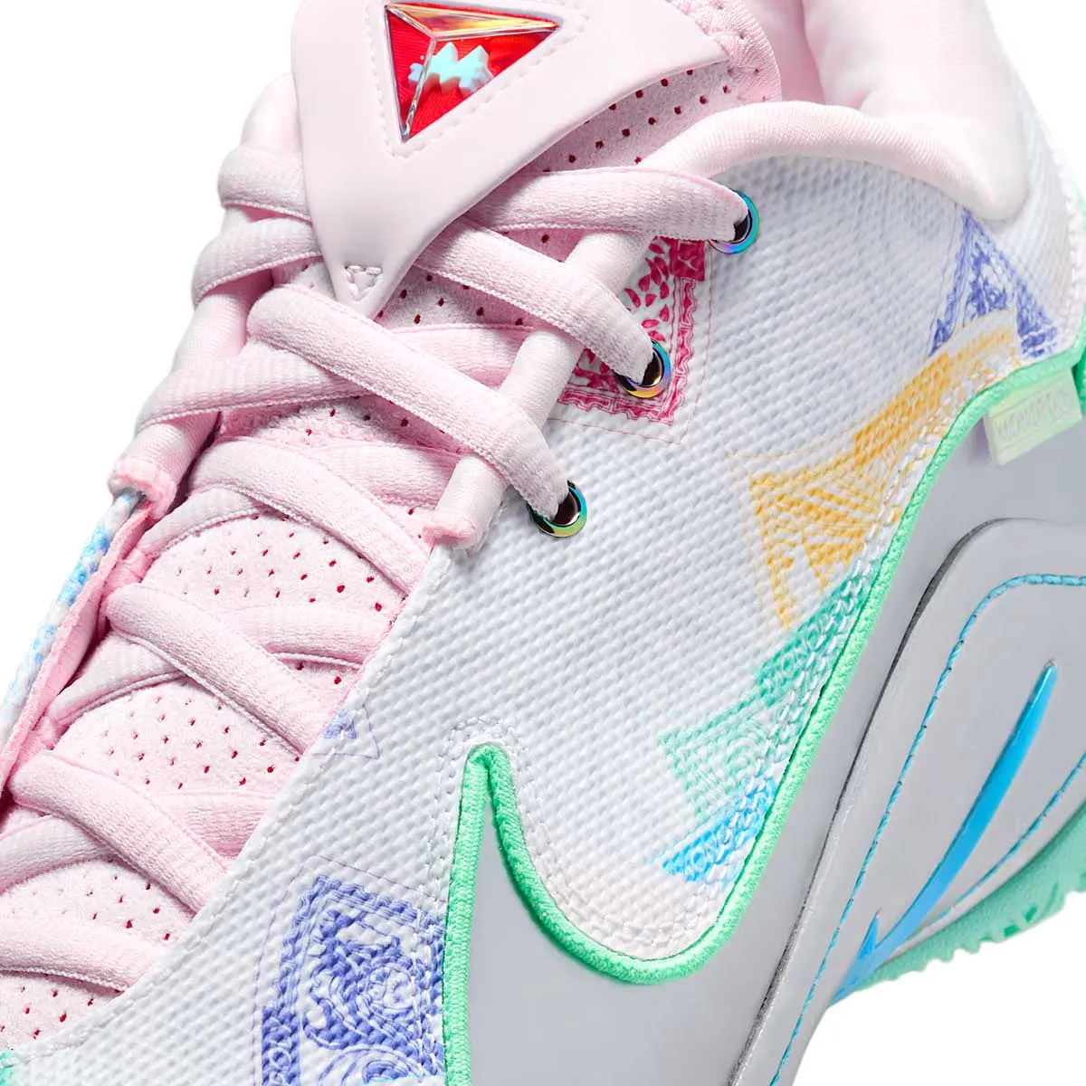 LeBron XXII 'Currency' EP 'White Green Glow'