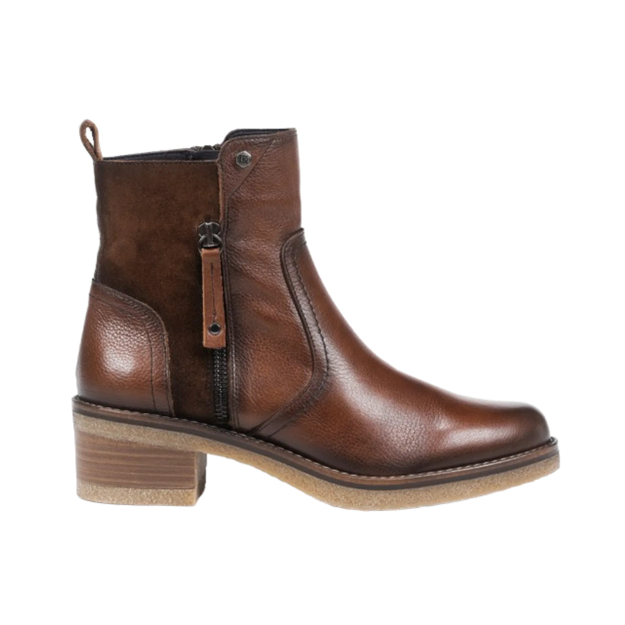 Lucero D8683