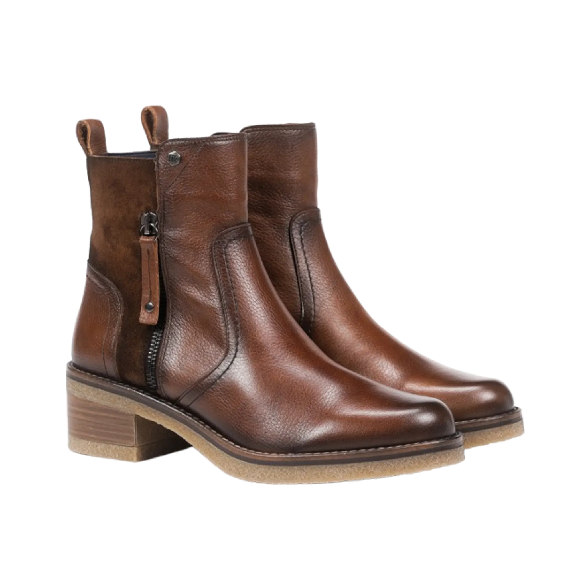 Lucero D8683