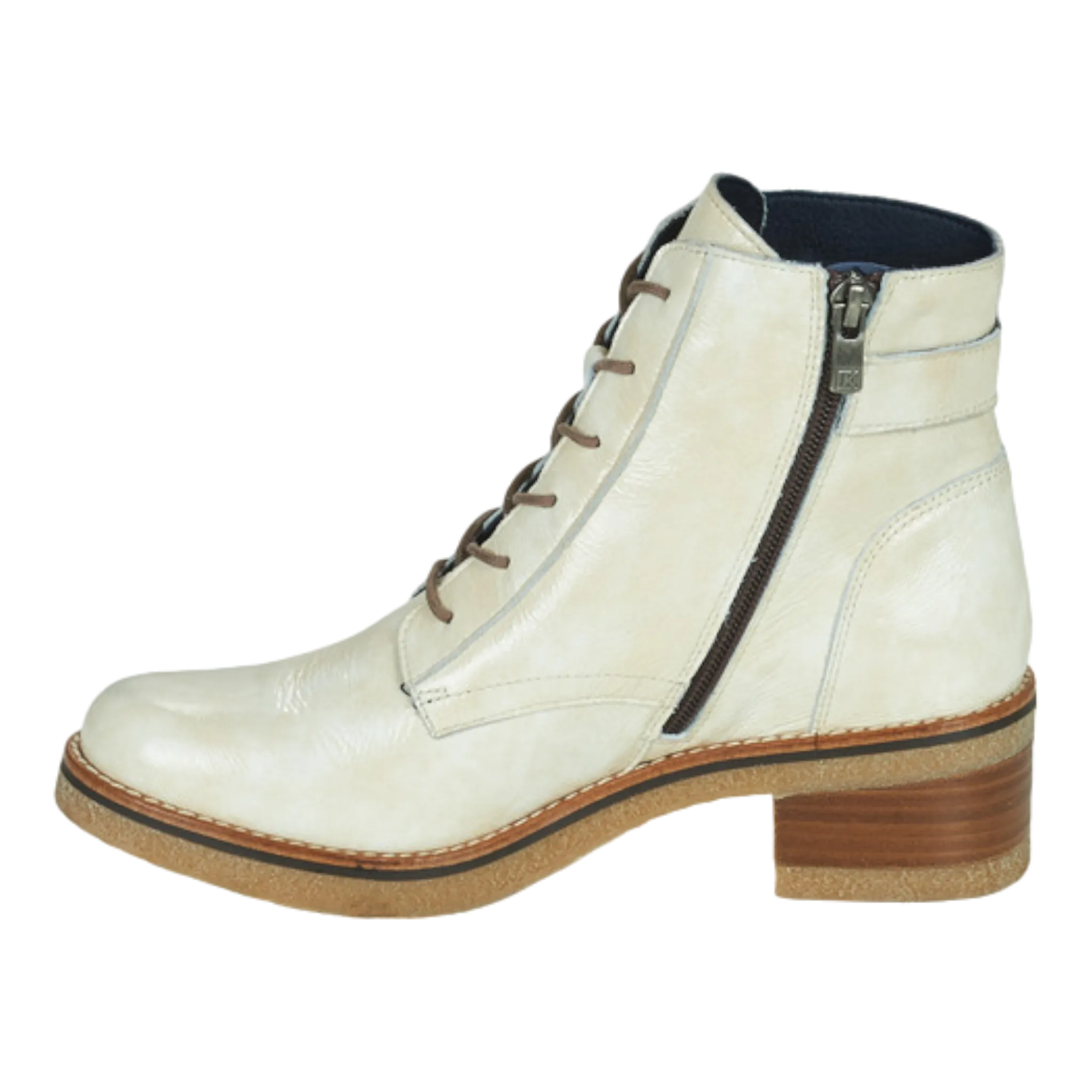 Lucero D8686