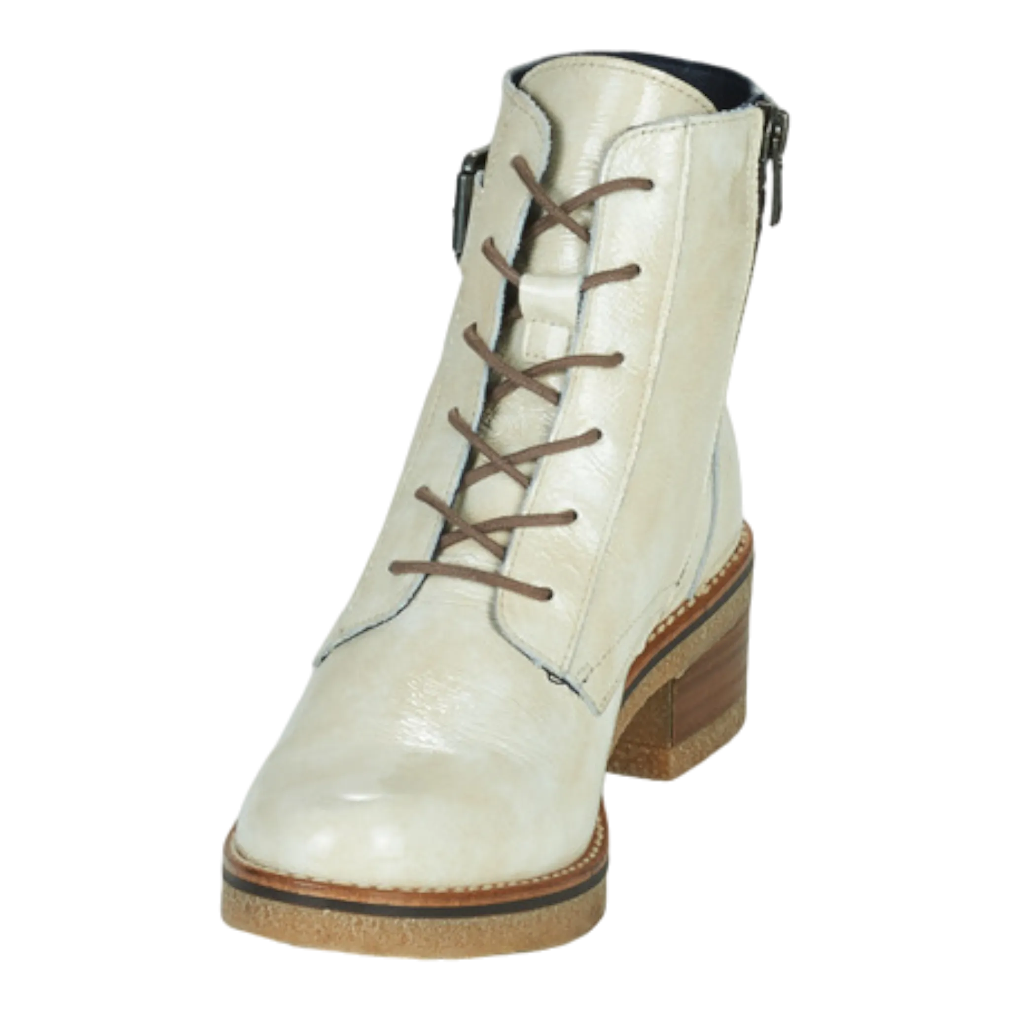 Lucero D8686