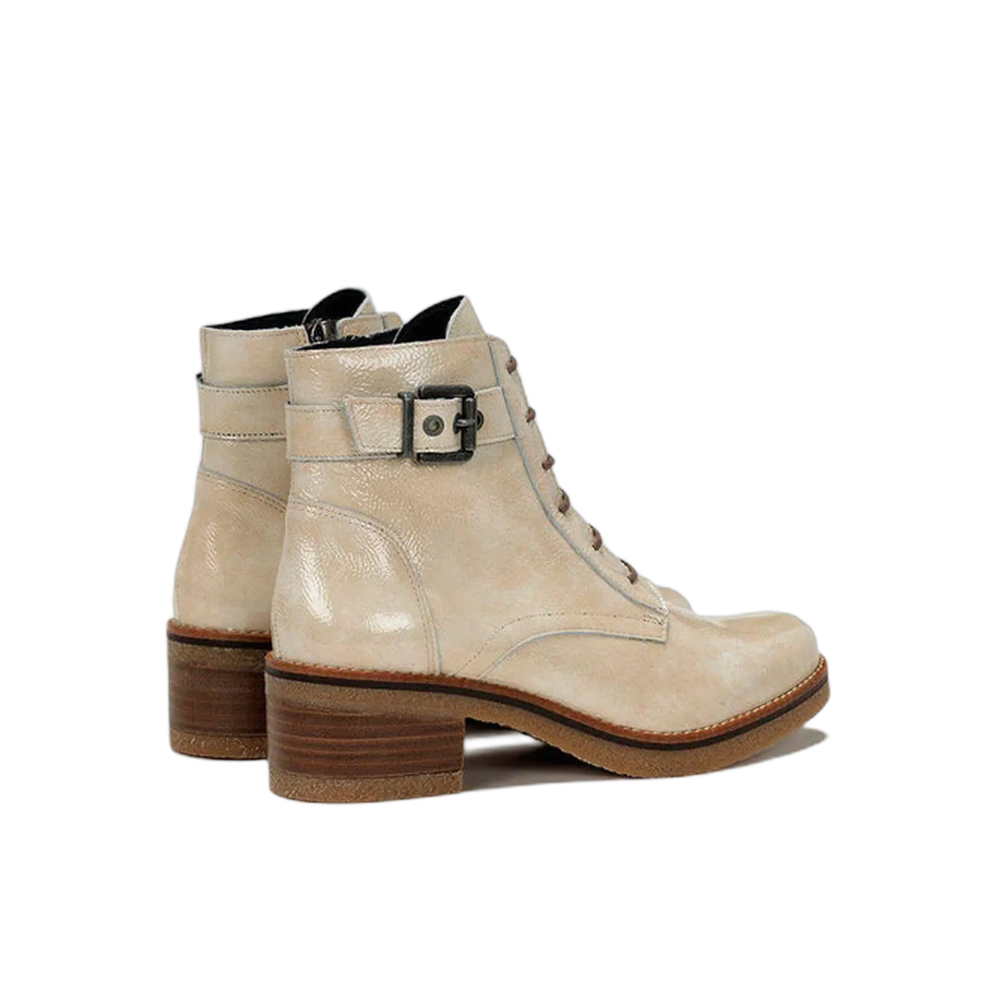 Lucero D8686