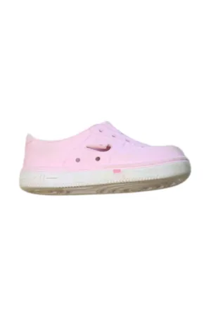 Nike Sneakers Size 8Y