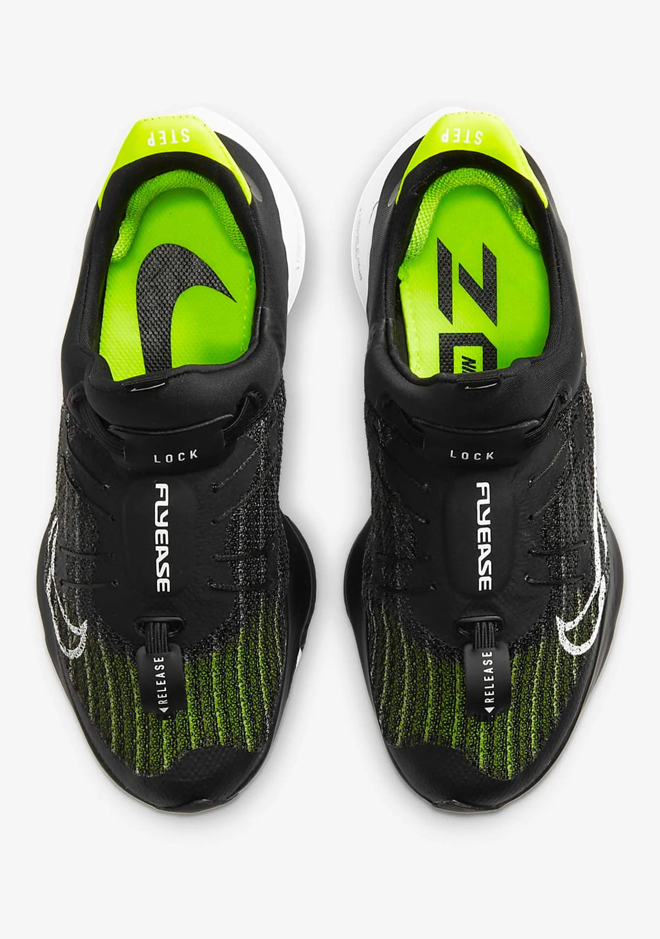 Nike Women??s Air Zoom Tempo Next% Flyease