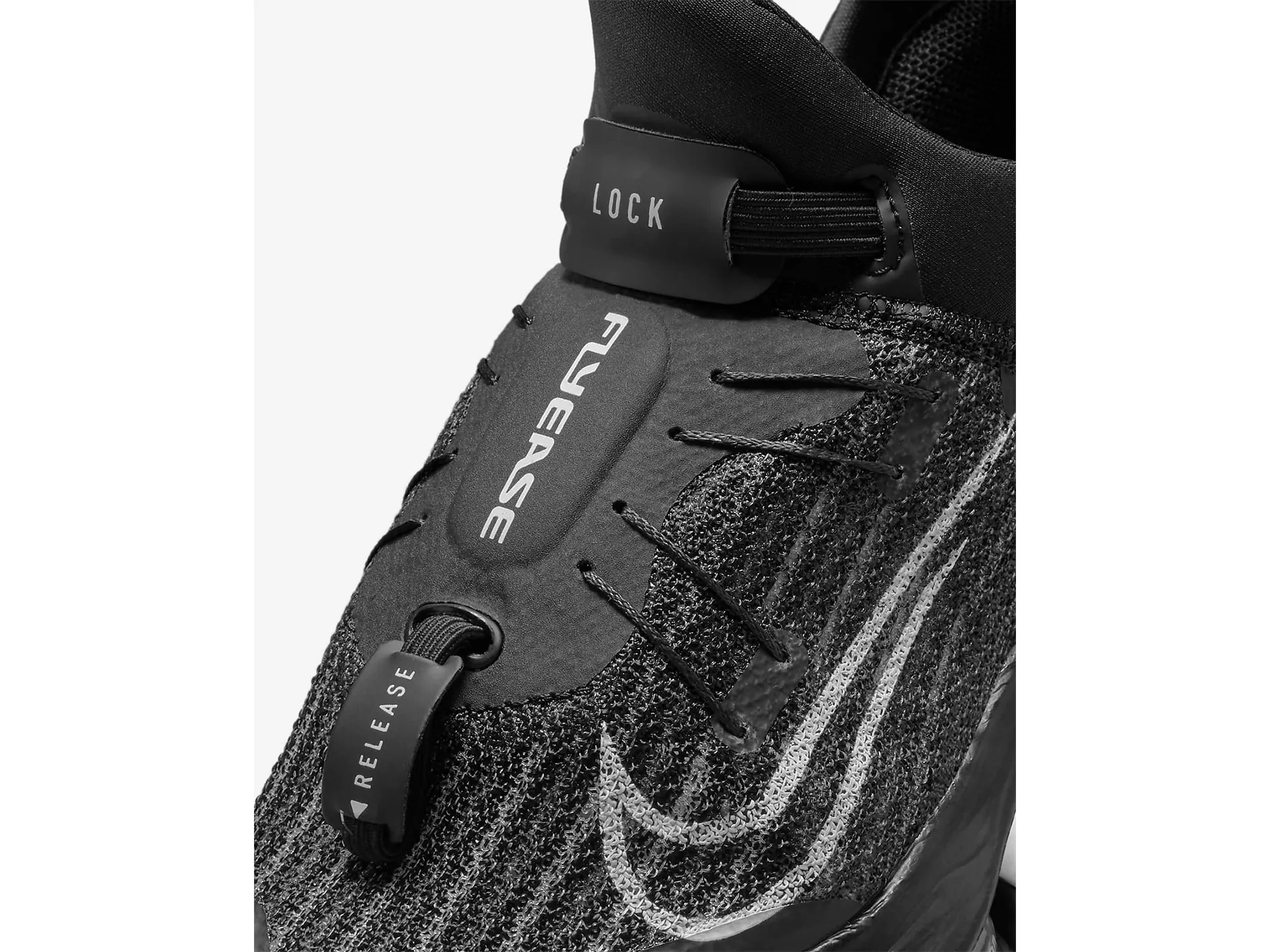 Nike Womens Air Zoom Tempo Next% Flyease
