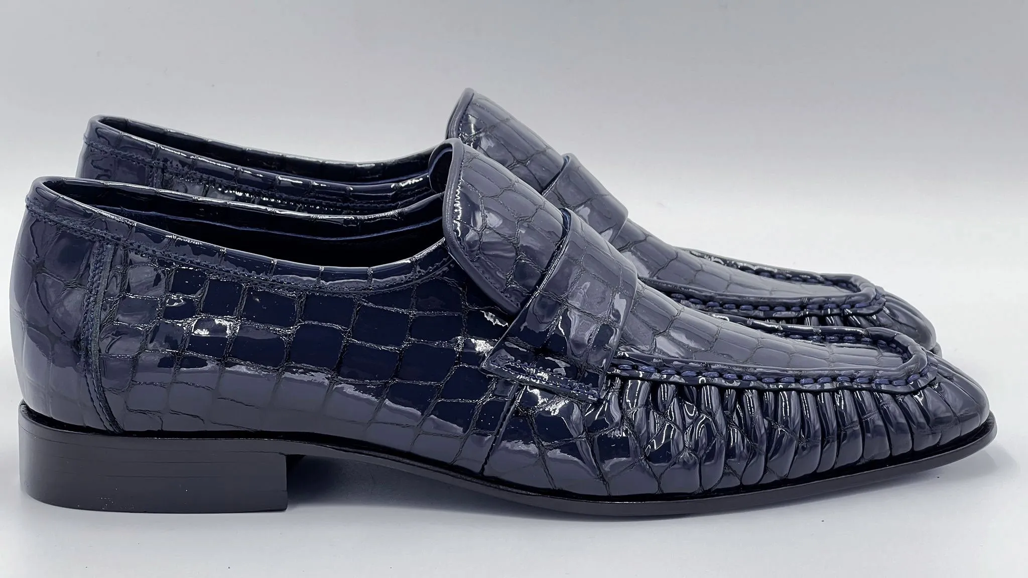 Style: 24144-Navy