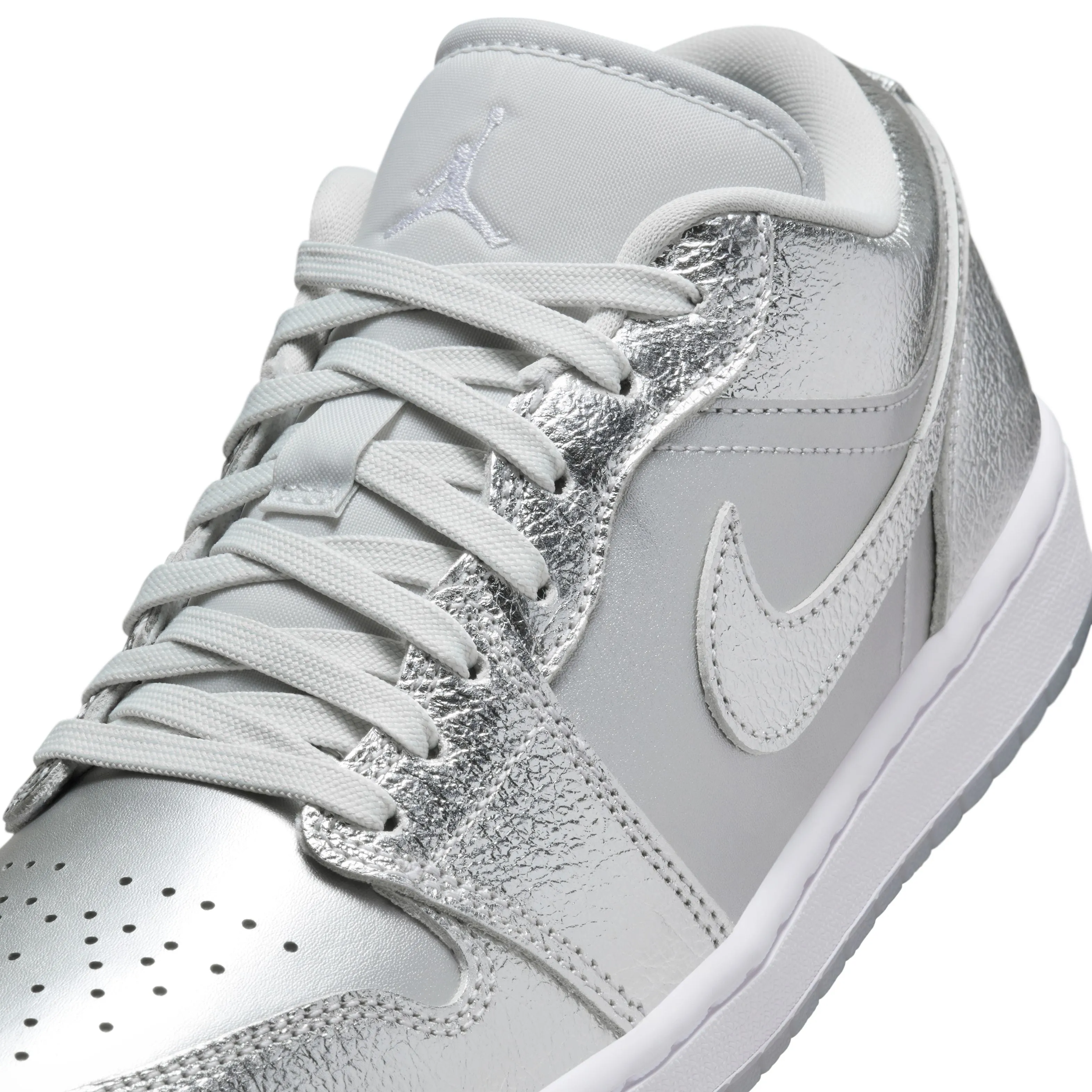 Wmns Air Jordan 1 Low SE 'Metallic Silver'