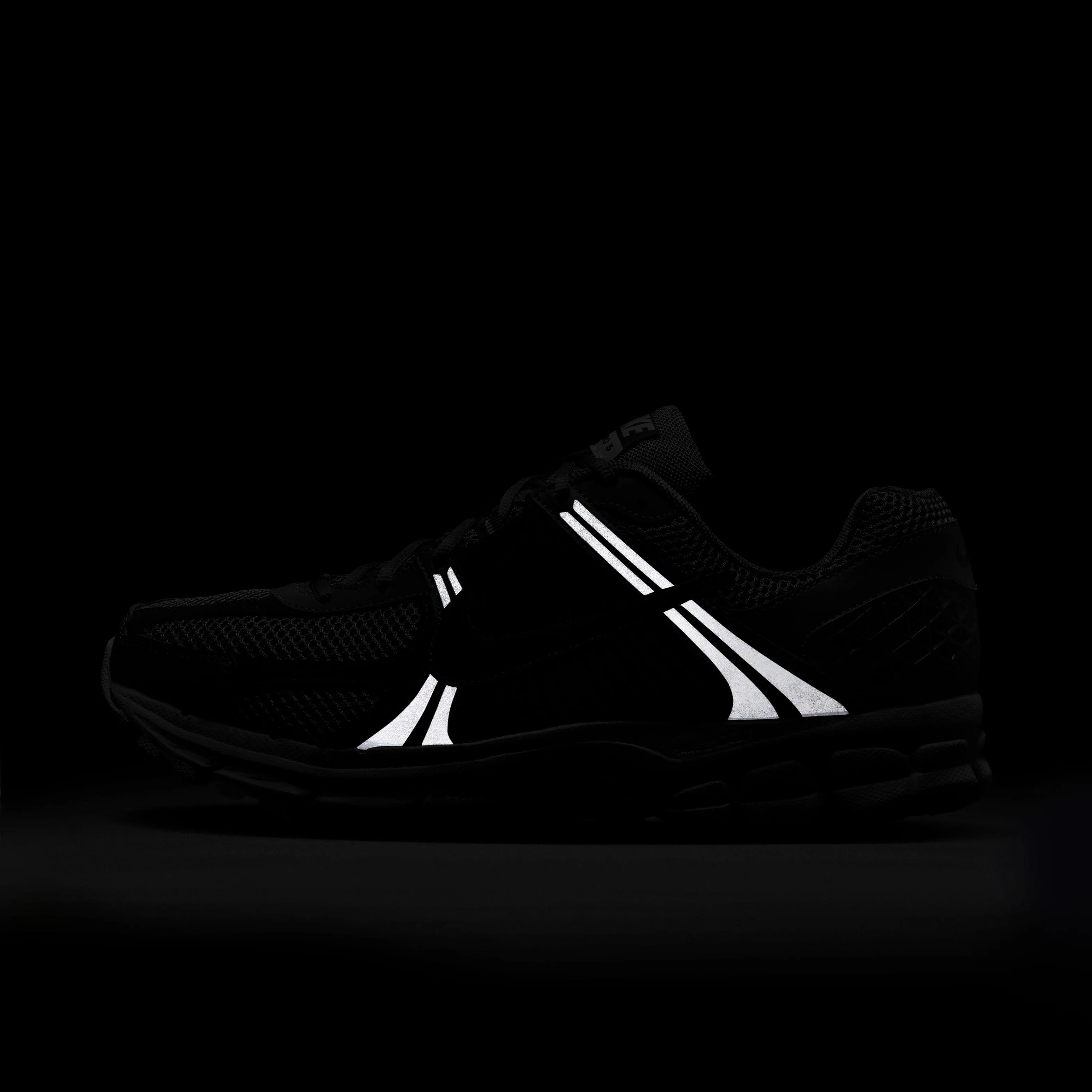 Zoom Vomero 5 Neutral Olive